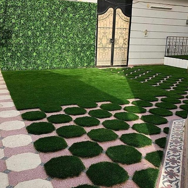 Choosing the Best Type of Grass for Landscaping in the UAE 