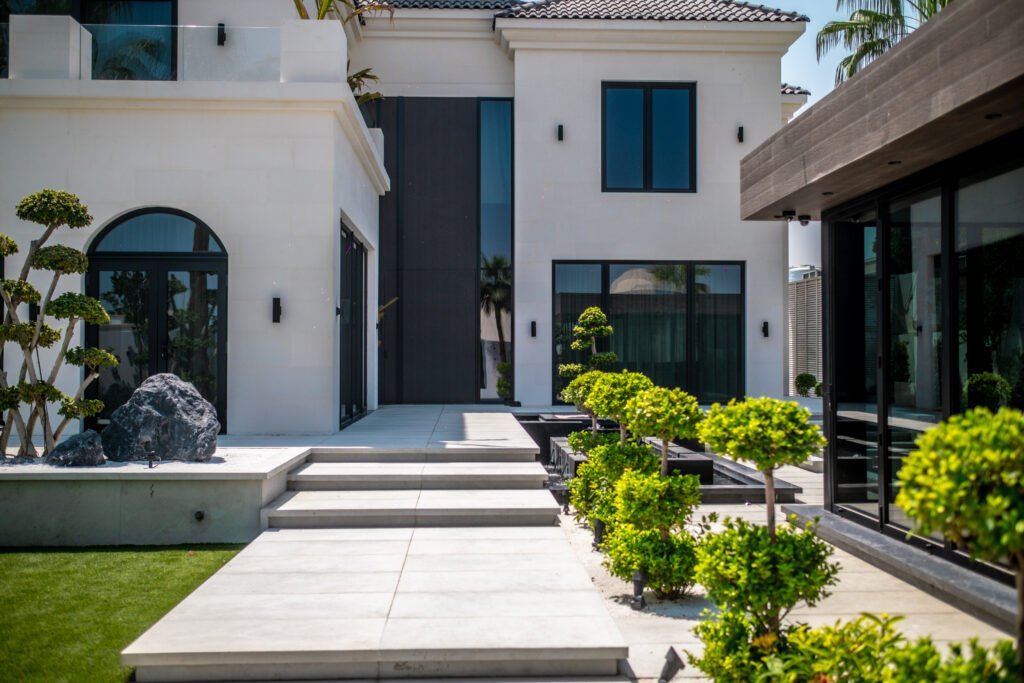 Top Landscaping Companies in Dubai: How to Choose