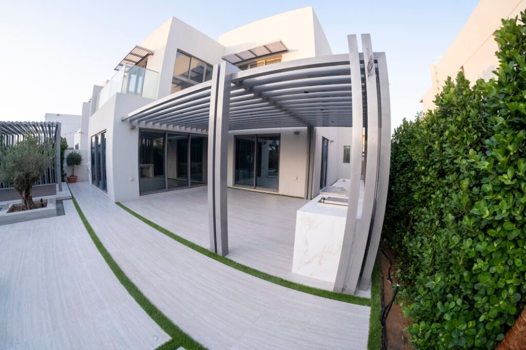 Integrating Technology into Your Dubai Outdoor Space