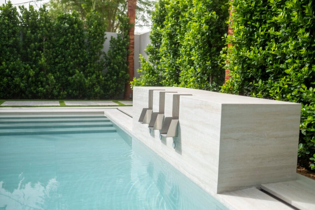 The Ultimate Guide to Low-Maintenance Gardens in Dubai Climate